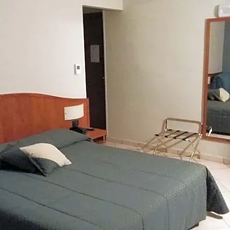 Otel Cavour Asti