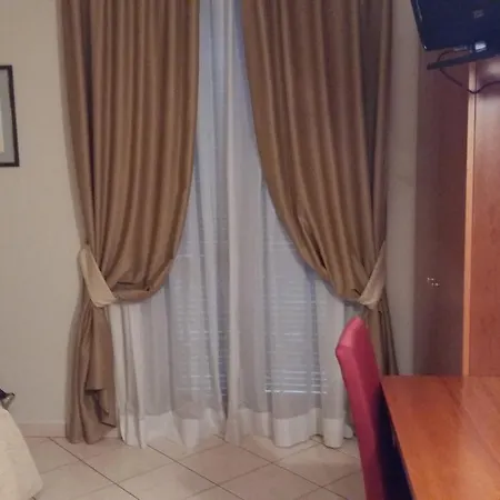Cavour Otel